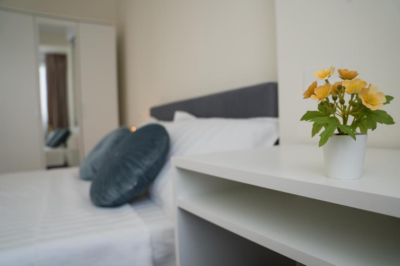 Azaleea Apartments Bukareszt Zewnętrze zdjęcie